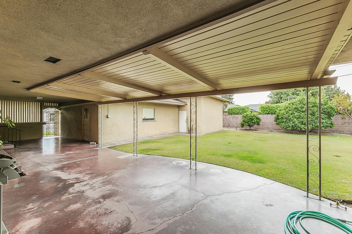 1444 E Swift Ave, Fresno, CA 93704