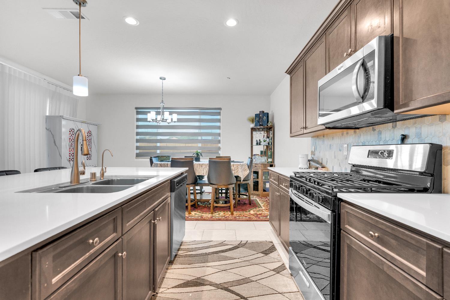 6466 W Richert Ave, Fresno, CA 93723