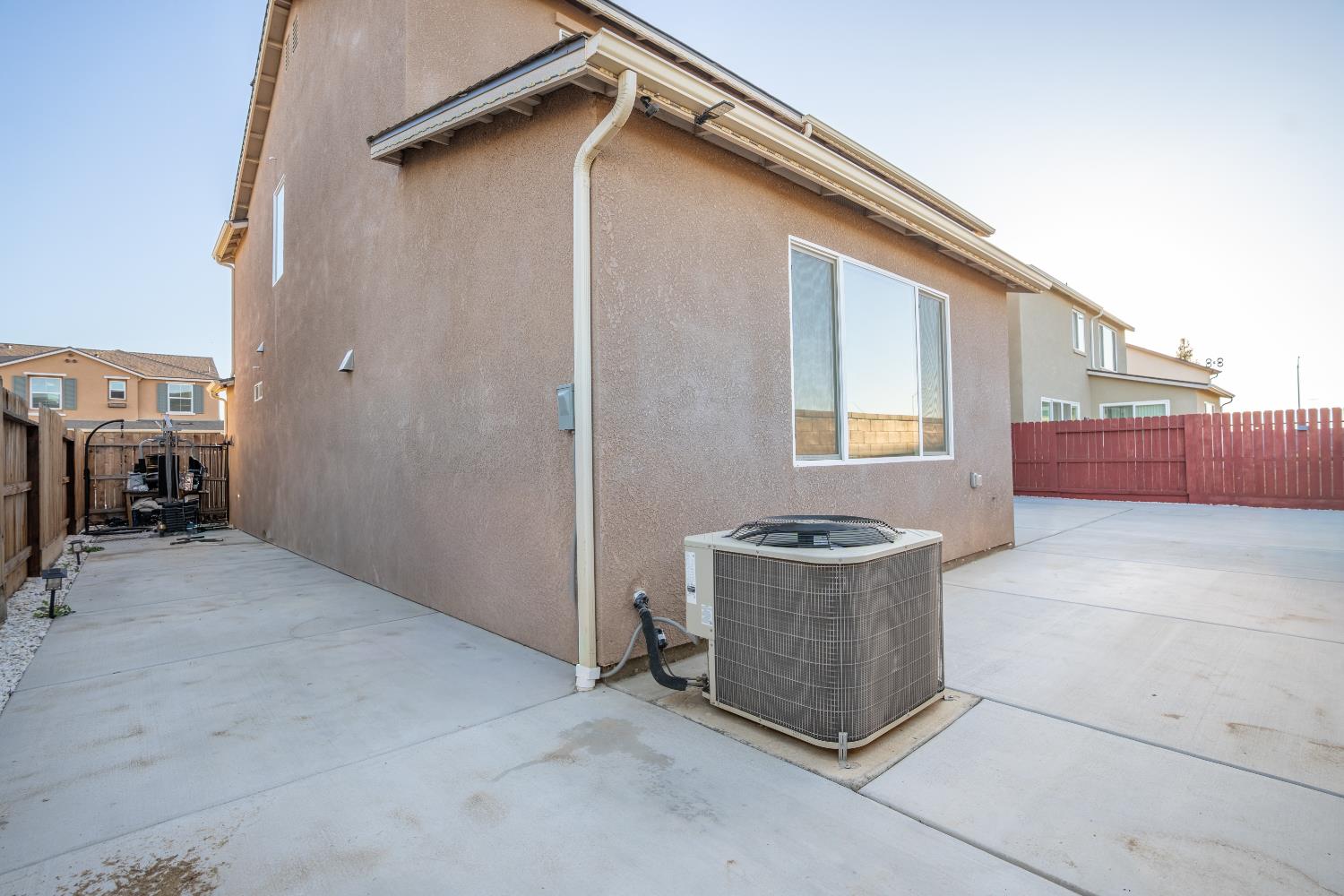 6466 W Richert Ave, Fresno, CA 93723