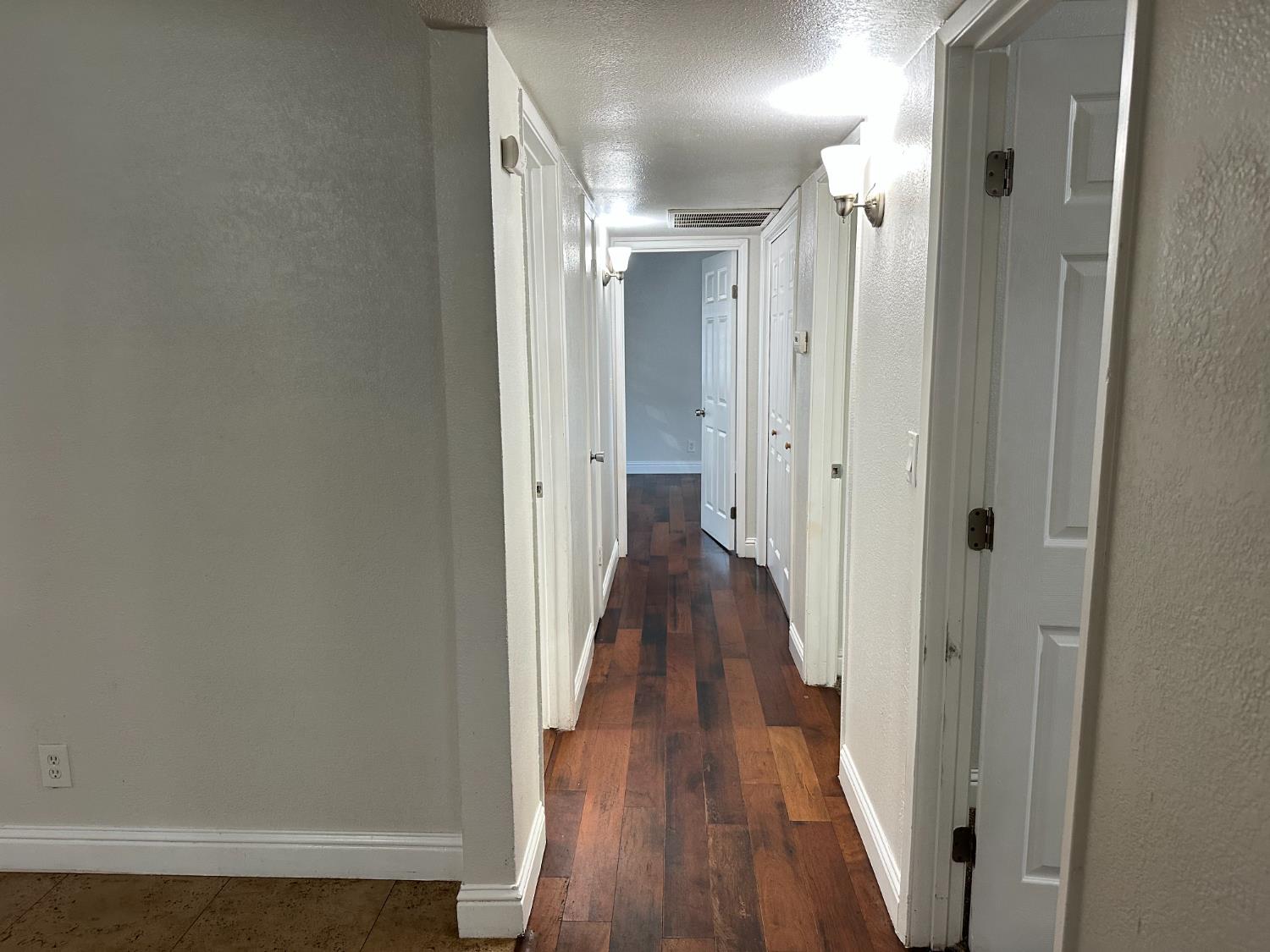 5683 N Rafael, Fresno, CA 93711