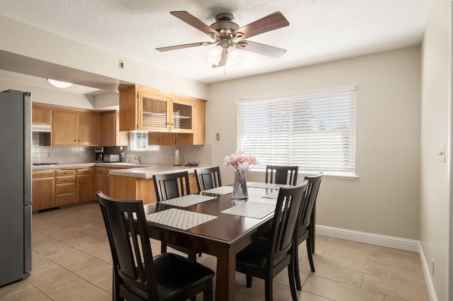 696 W Celeste Ave, Fresno, CA 93704