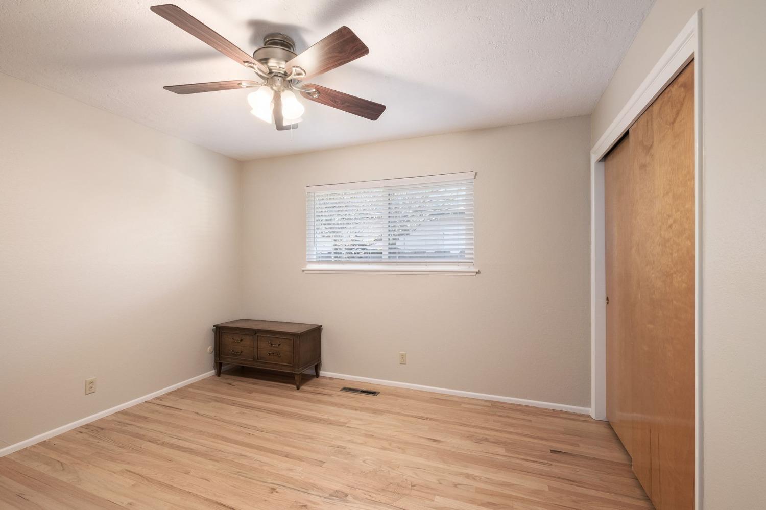 696 W Celeste Ave, Fresno, CA 93704