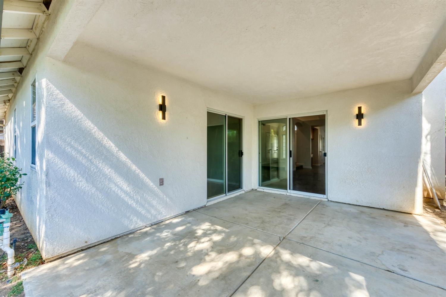 2925 E Eclipse Ave, Fresno, CA 93720