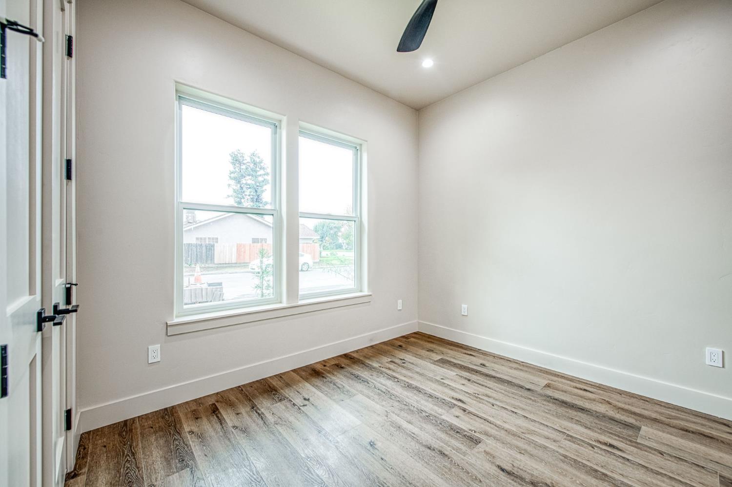 5688 W Mesa Ave, Fresno, CA 93722