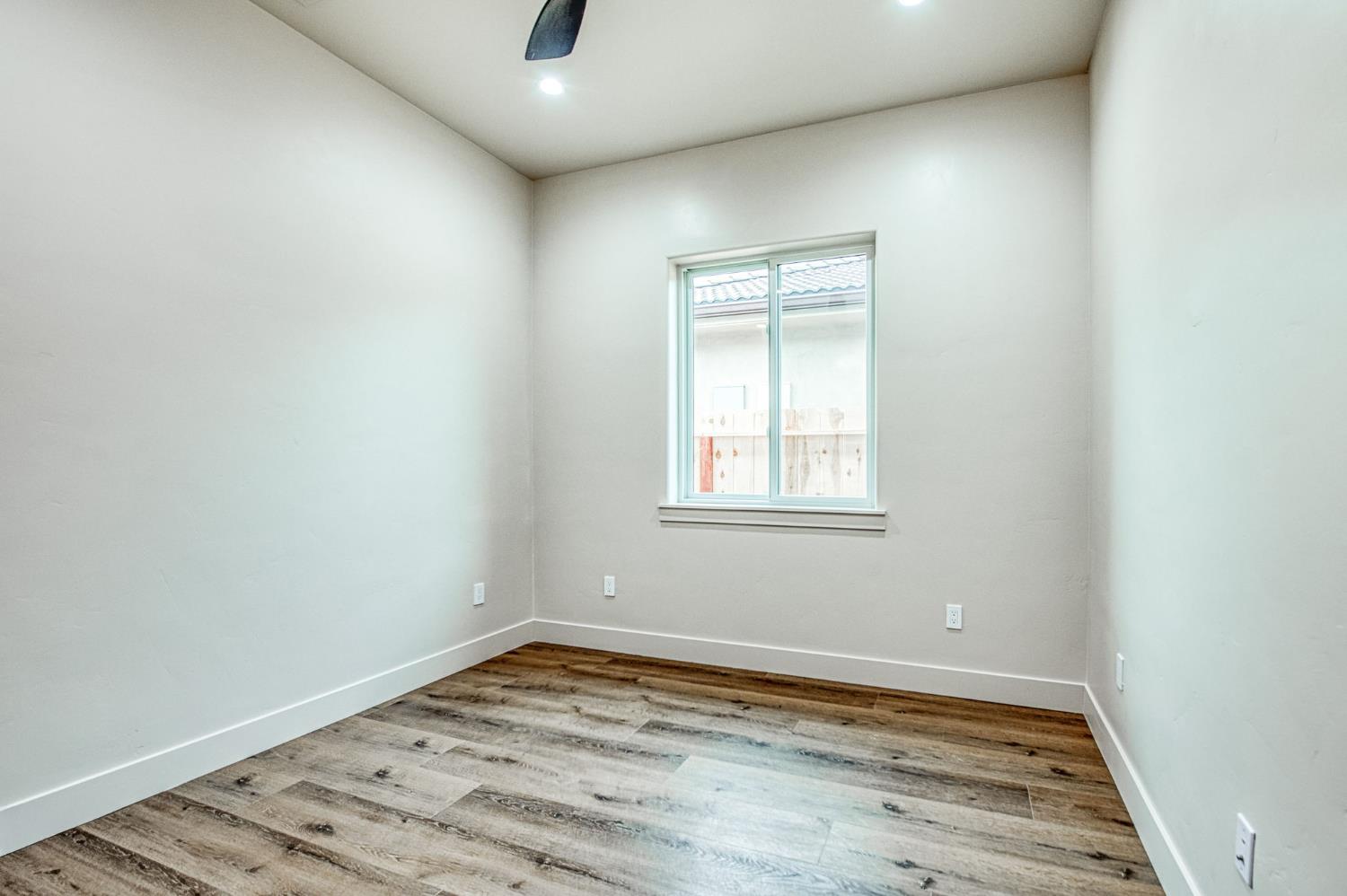 5688 W Mesa Ave, Fresno, CA 93722