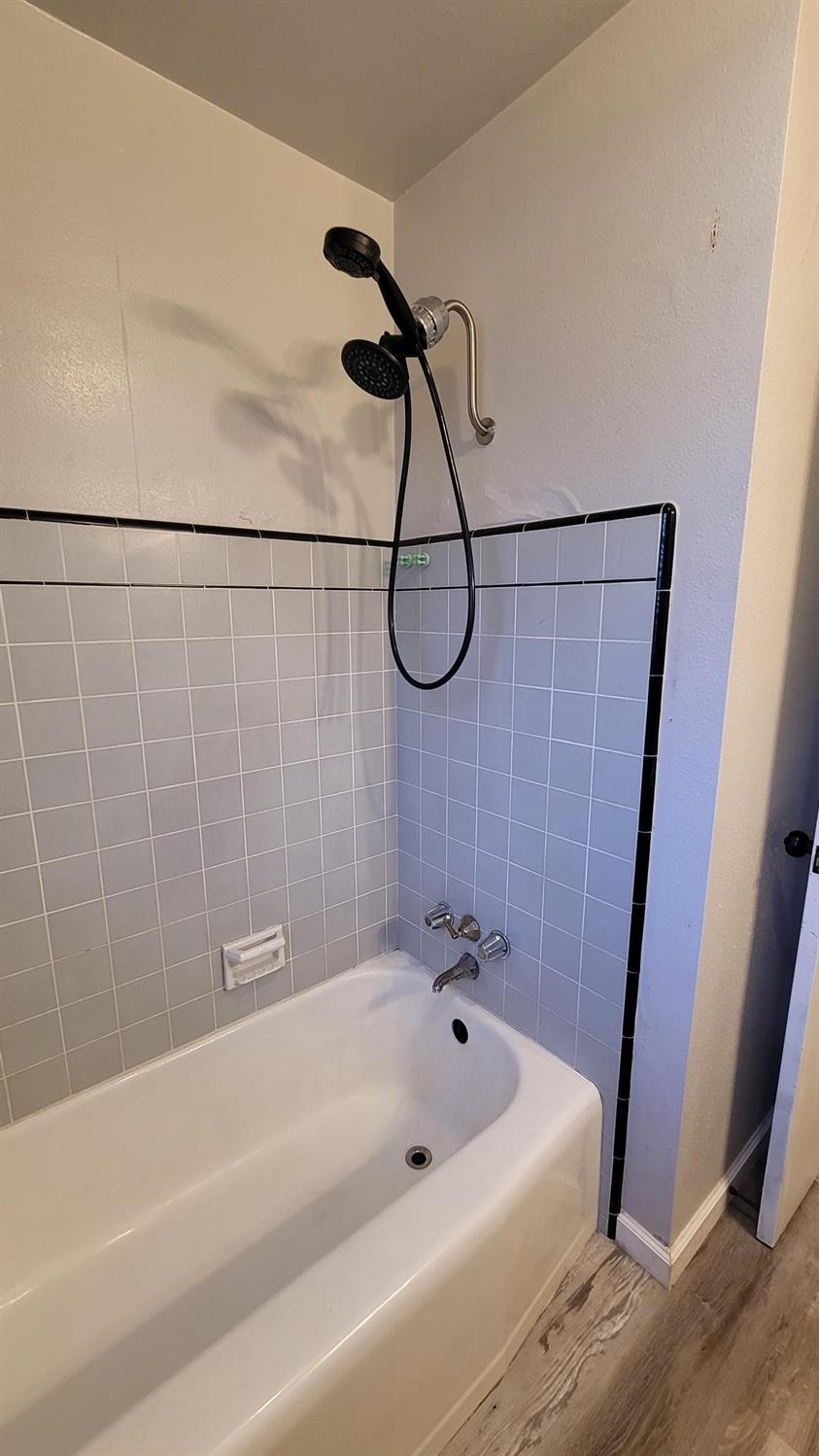 4259 N 4Th St, Fresno, CA 93726