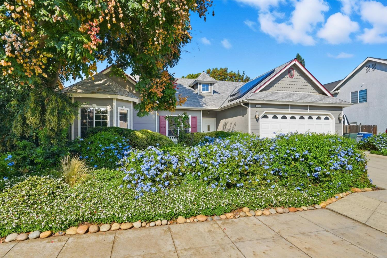 2656 E Lester Ave, Fresno, CA 93720