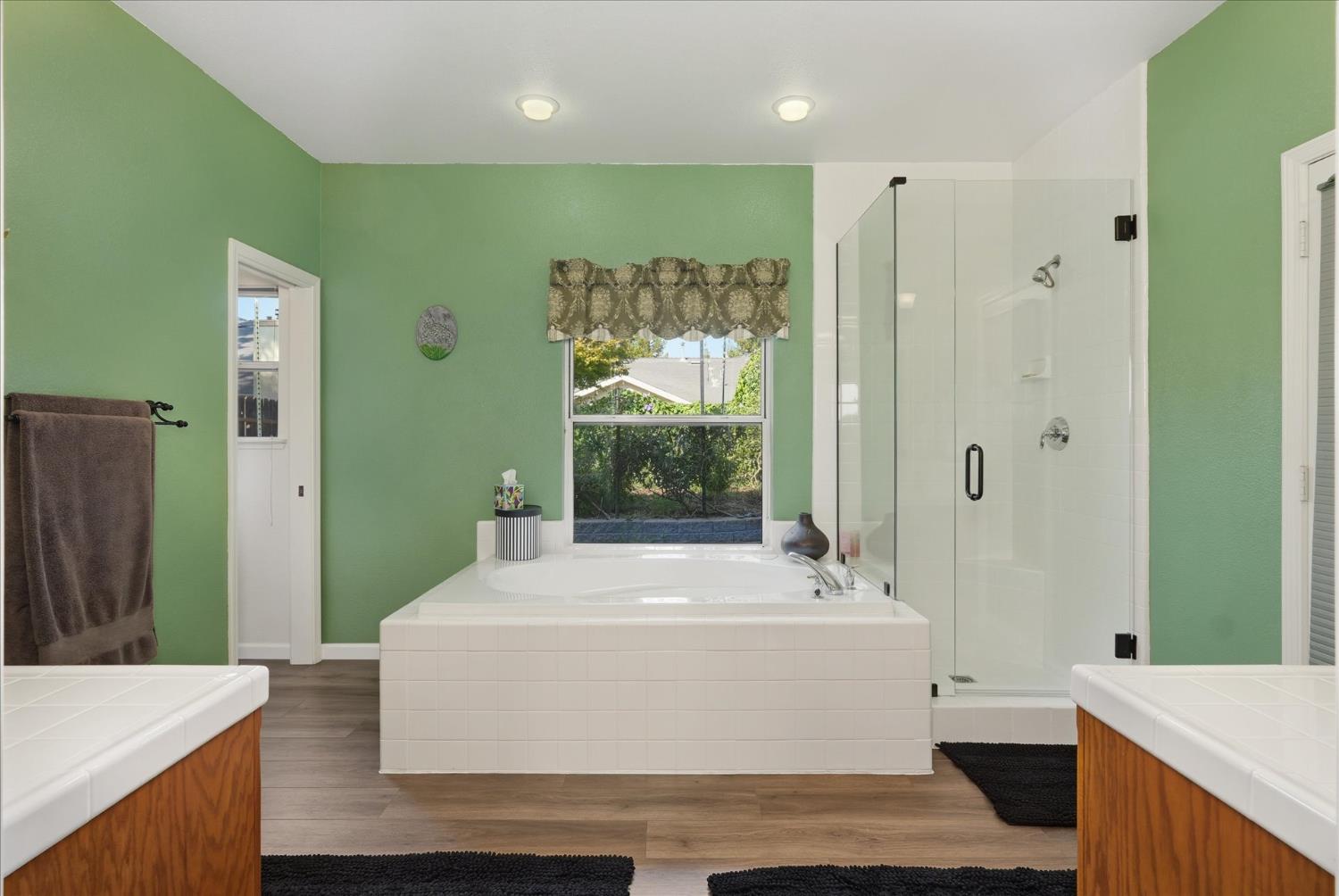 2656 E Lester Ave, Fresno, CA 93720