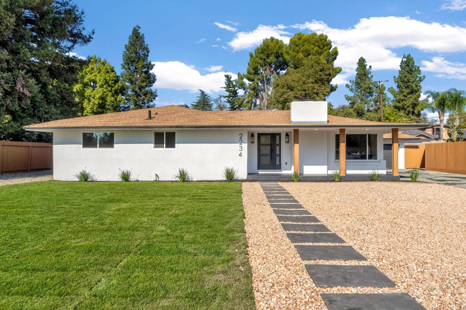 2234 W San Madele, Fresno, CA 93711