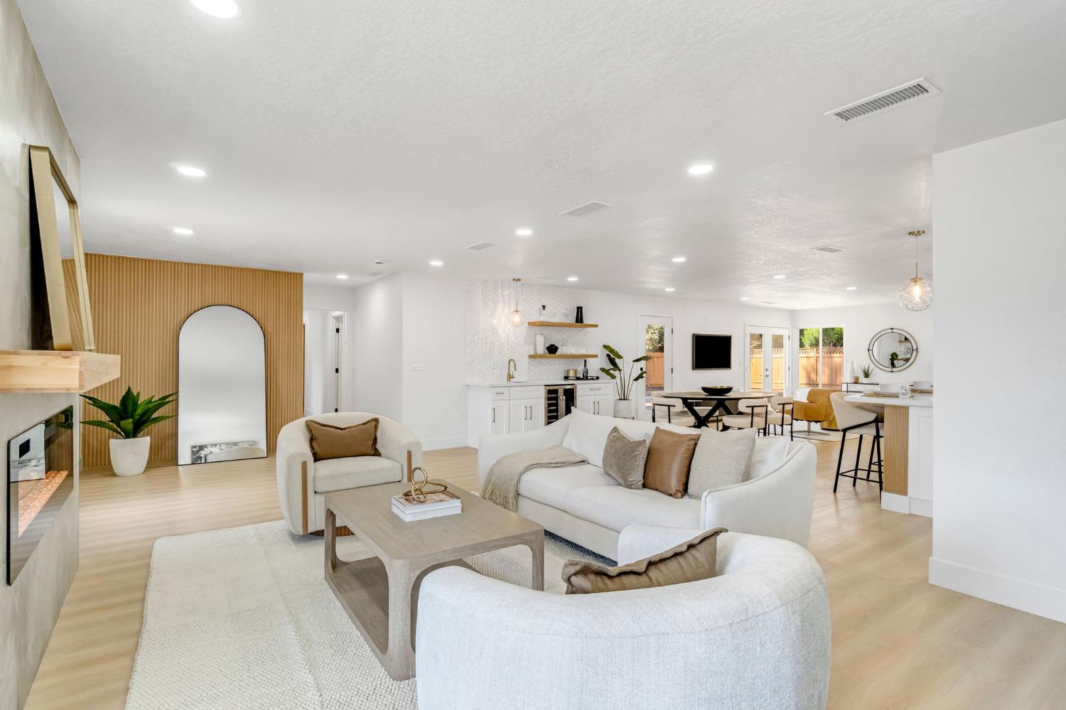 2234 W San Madele, Fresno, CA 93711