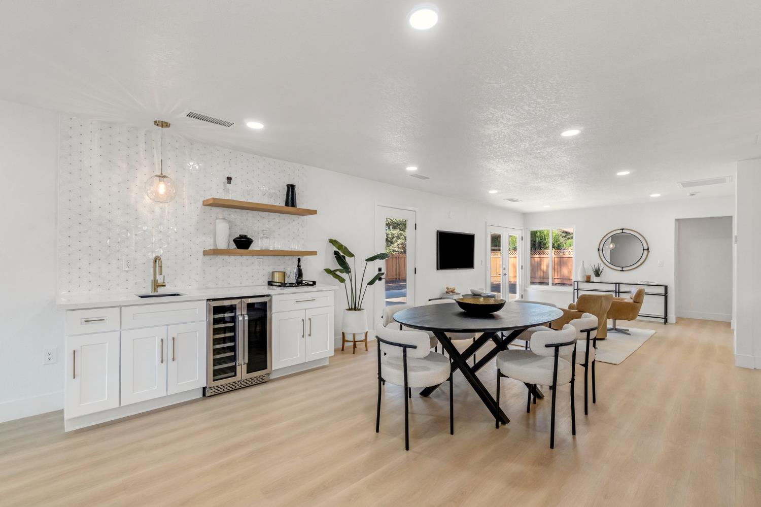 2234 W San Madele, Fresno, CA 93711