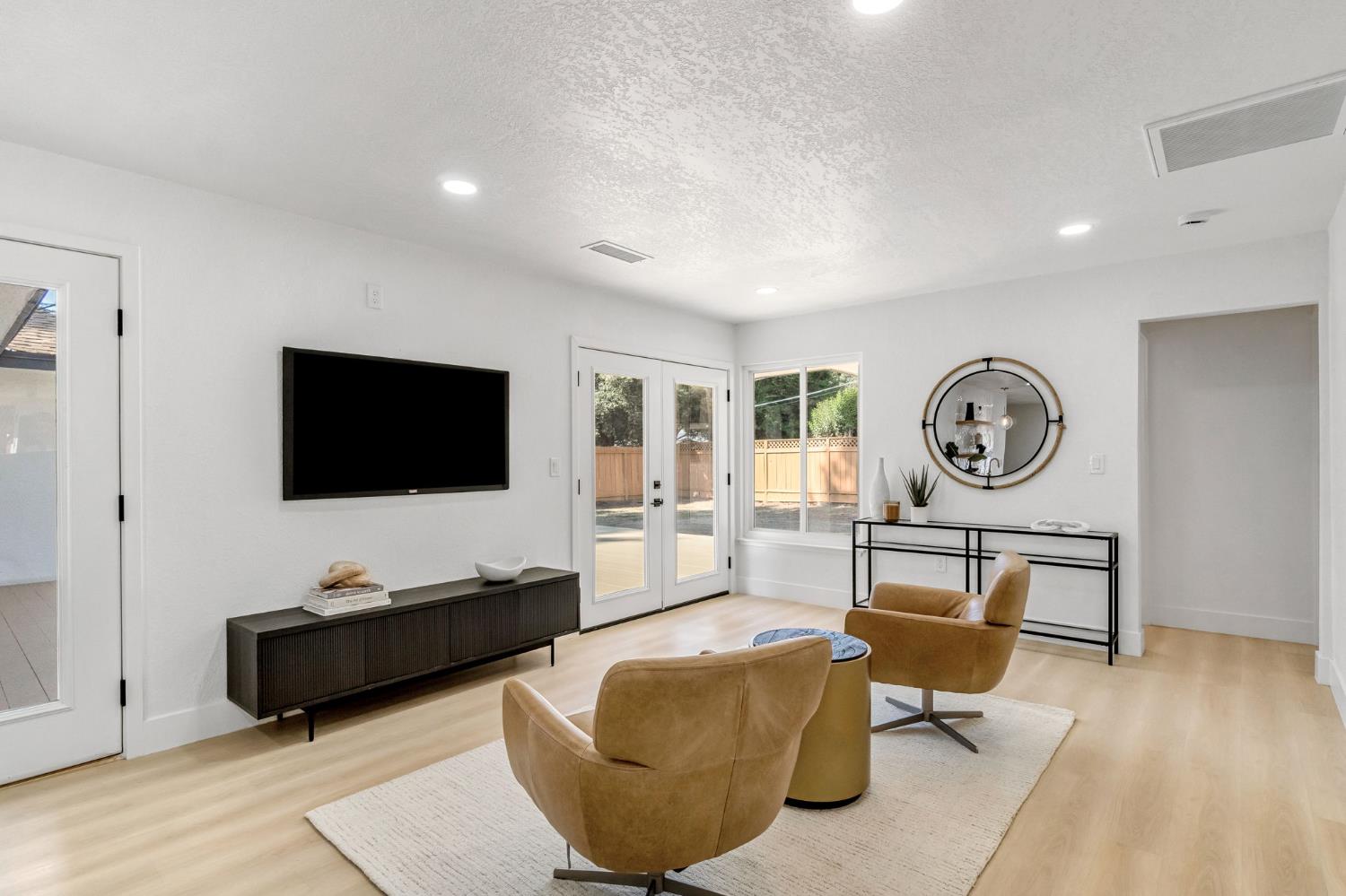 2234 W San Madele, Fresno, CA 93711