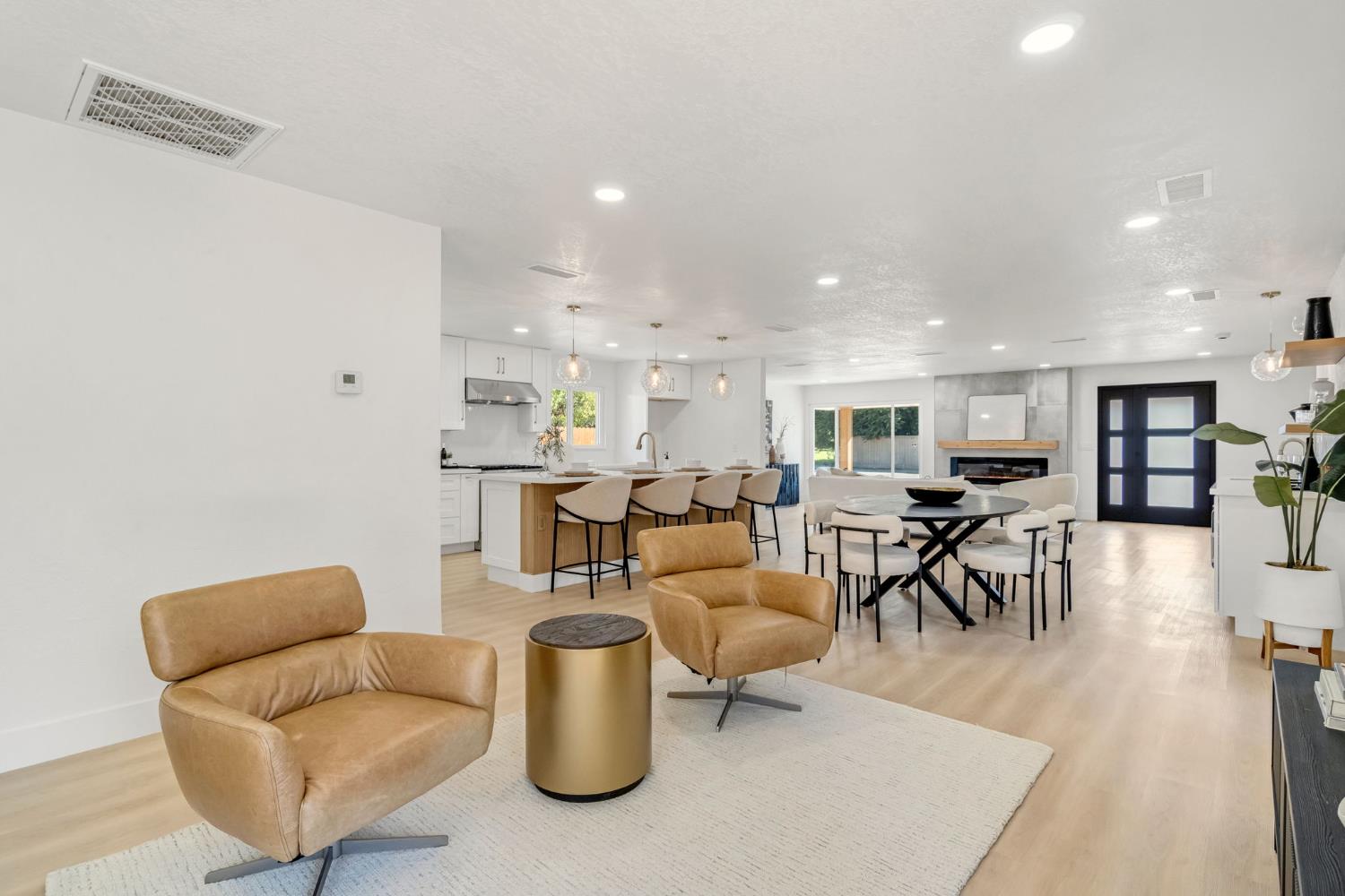 2234 W San Madele, Fresno, CA 93711