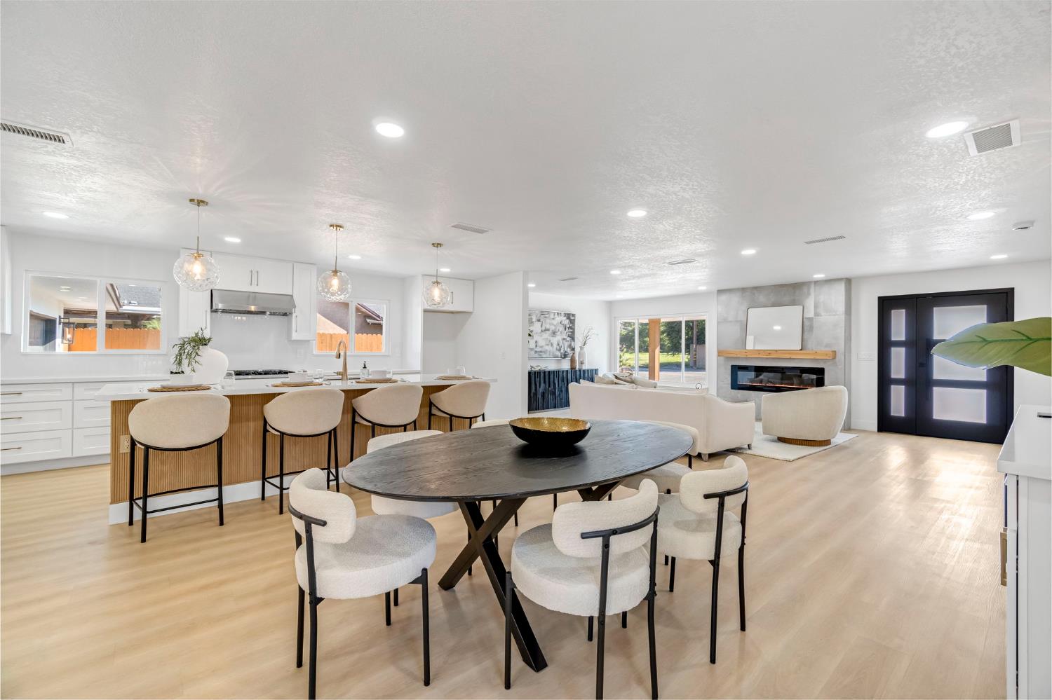 2234 W San Madele, Fresno, CA 93711