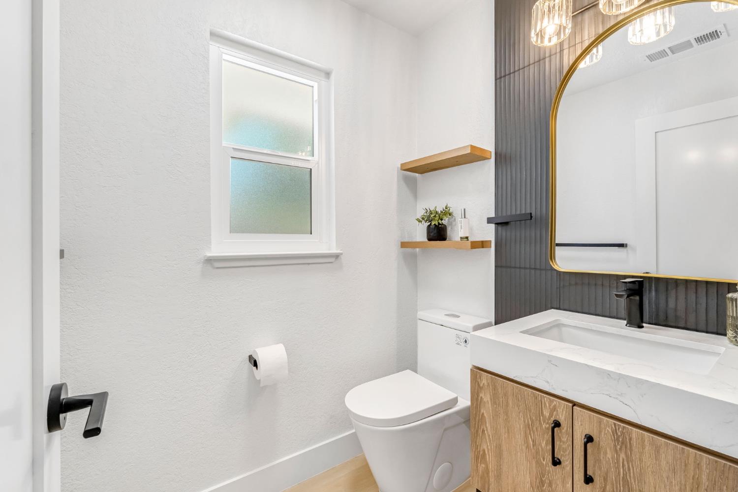 2234 W San Madele, Fresno, CA 93711