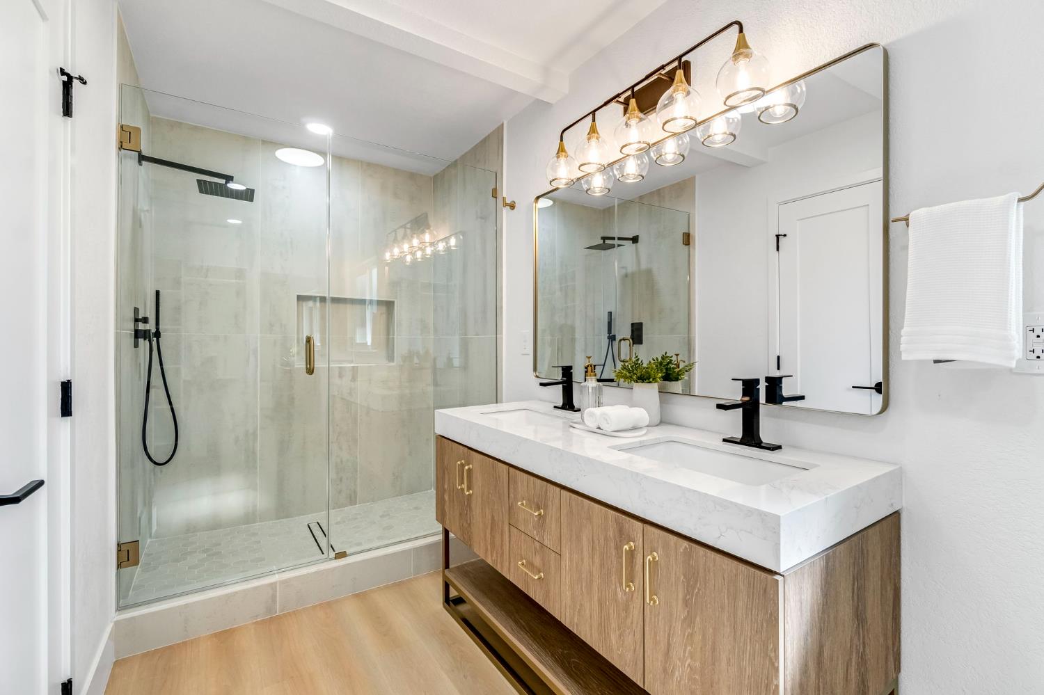 2234 W San Madele, Fresno, CA 93711