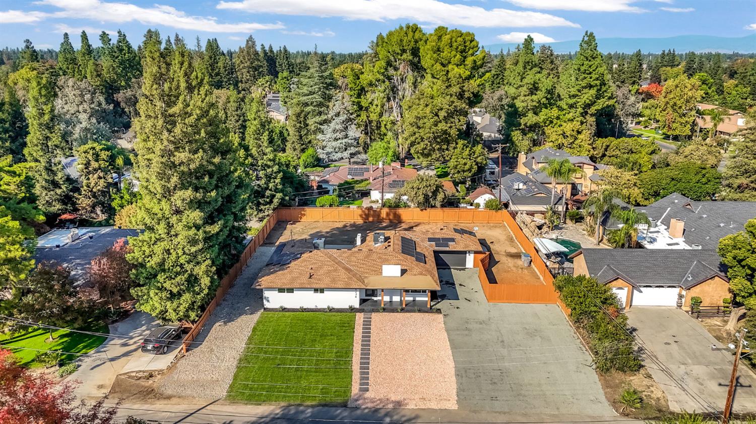 2234 W San Madele, Fresno, CA 93711