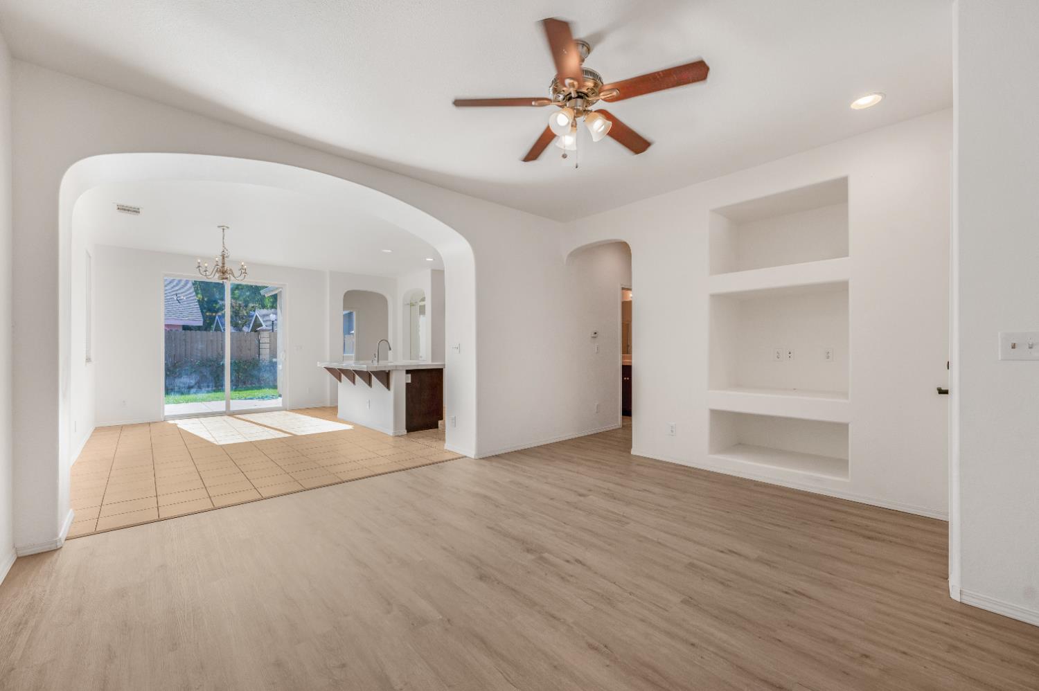 3681 W Pomegranate Ln, Fresno, CA 93711