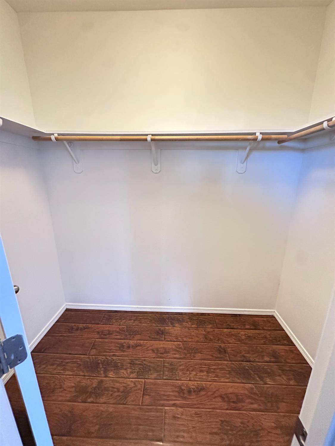 6642 E Cetti Ave, Fresno, CA 93727