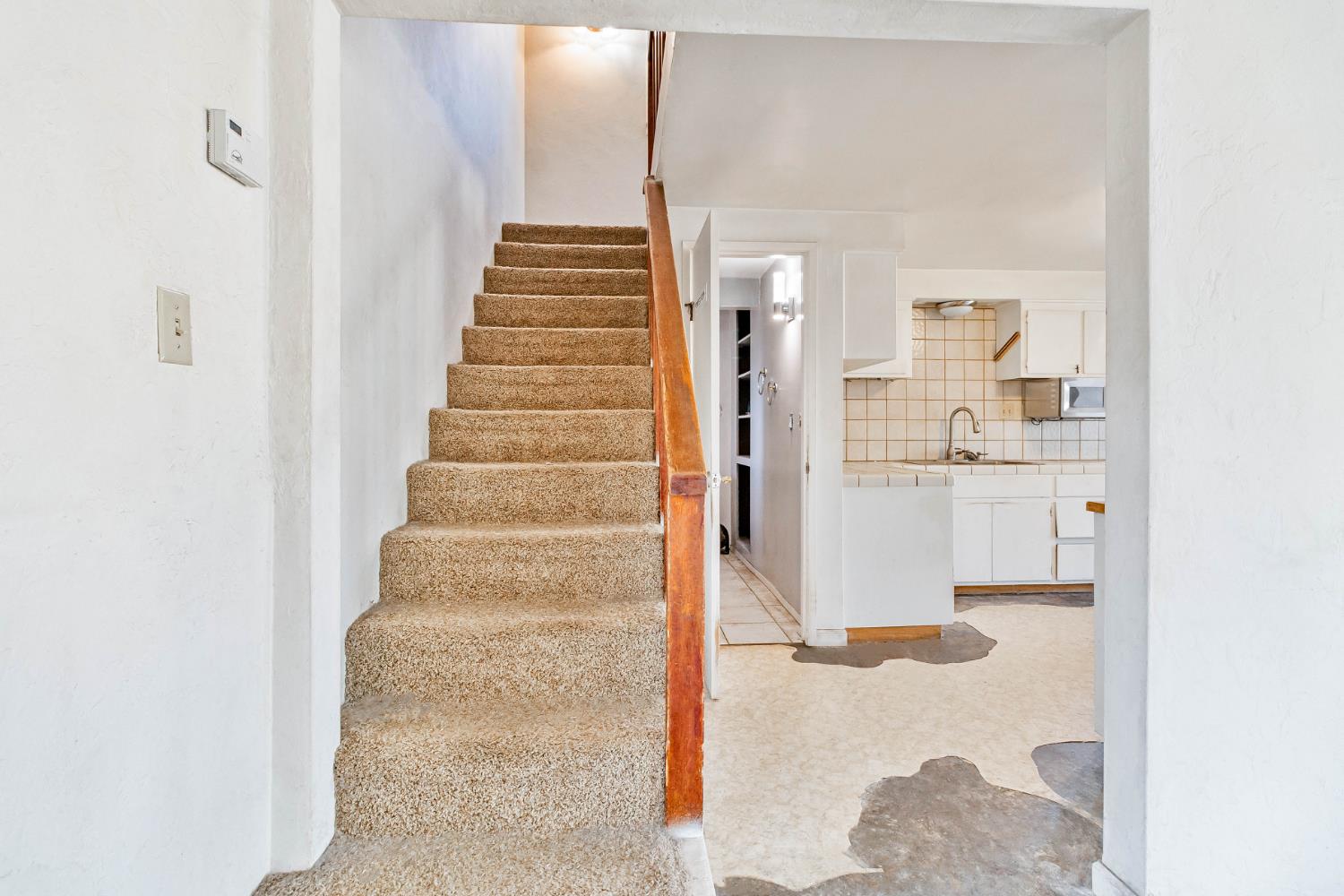 5132 E Washington Ave, Fresno, CA 93727