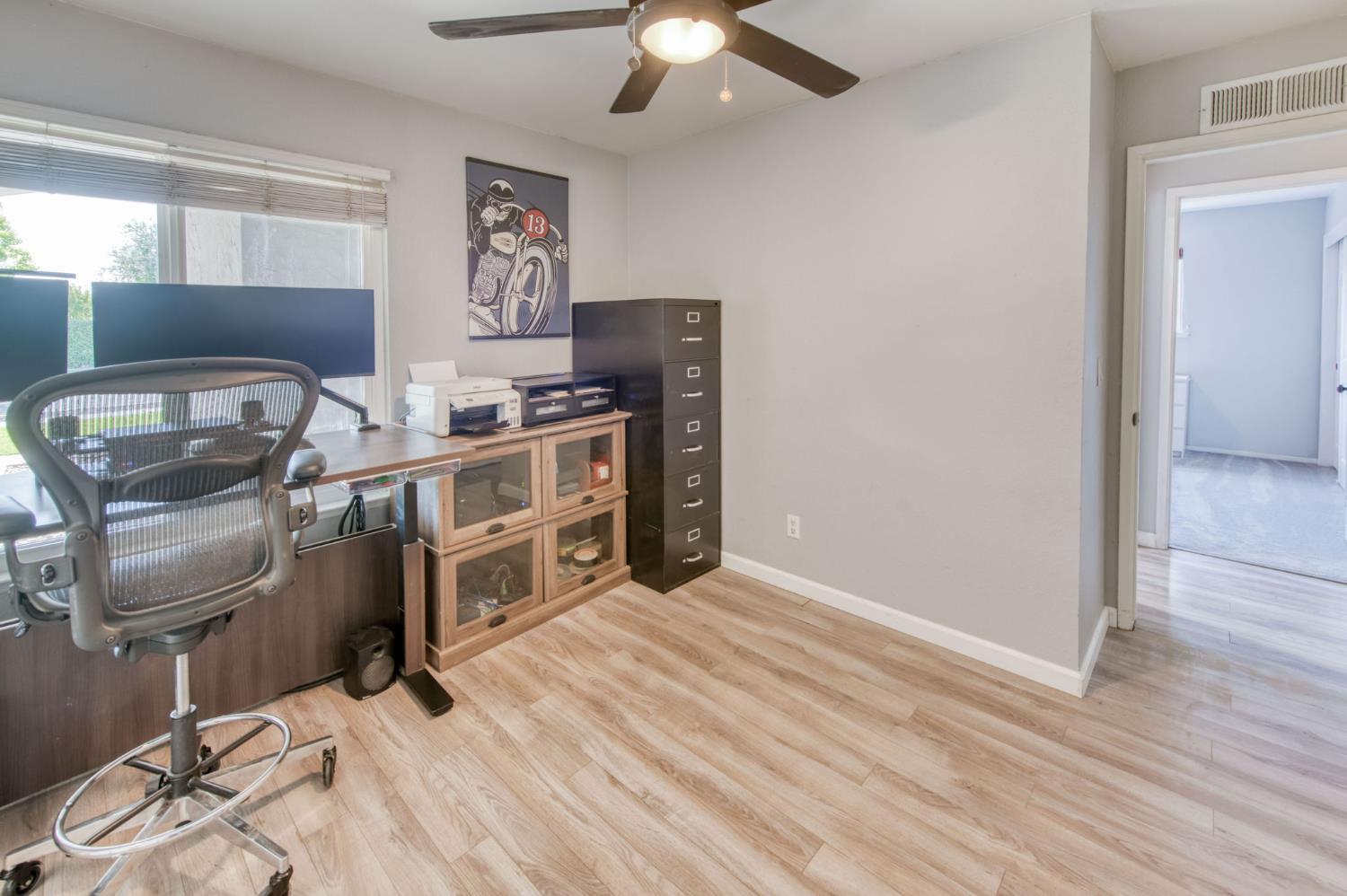 6548 N Poplar Ave, Fresno, CA 93704