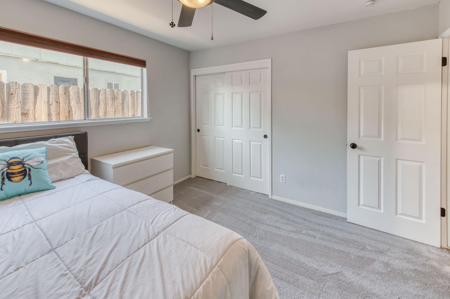 6548 N Poplar Ave, Fresno, CA 93704