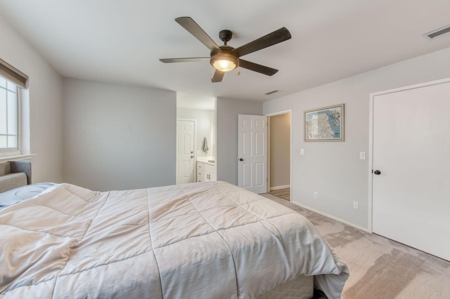 6548 N Poplar Ave, Fresno, CA 93704