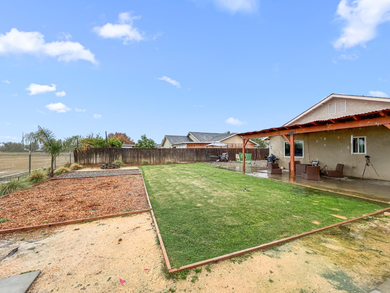 2349 S Sabre Ave, Fresno, CA 93727