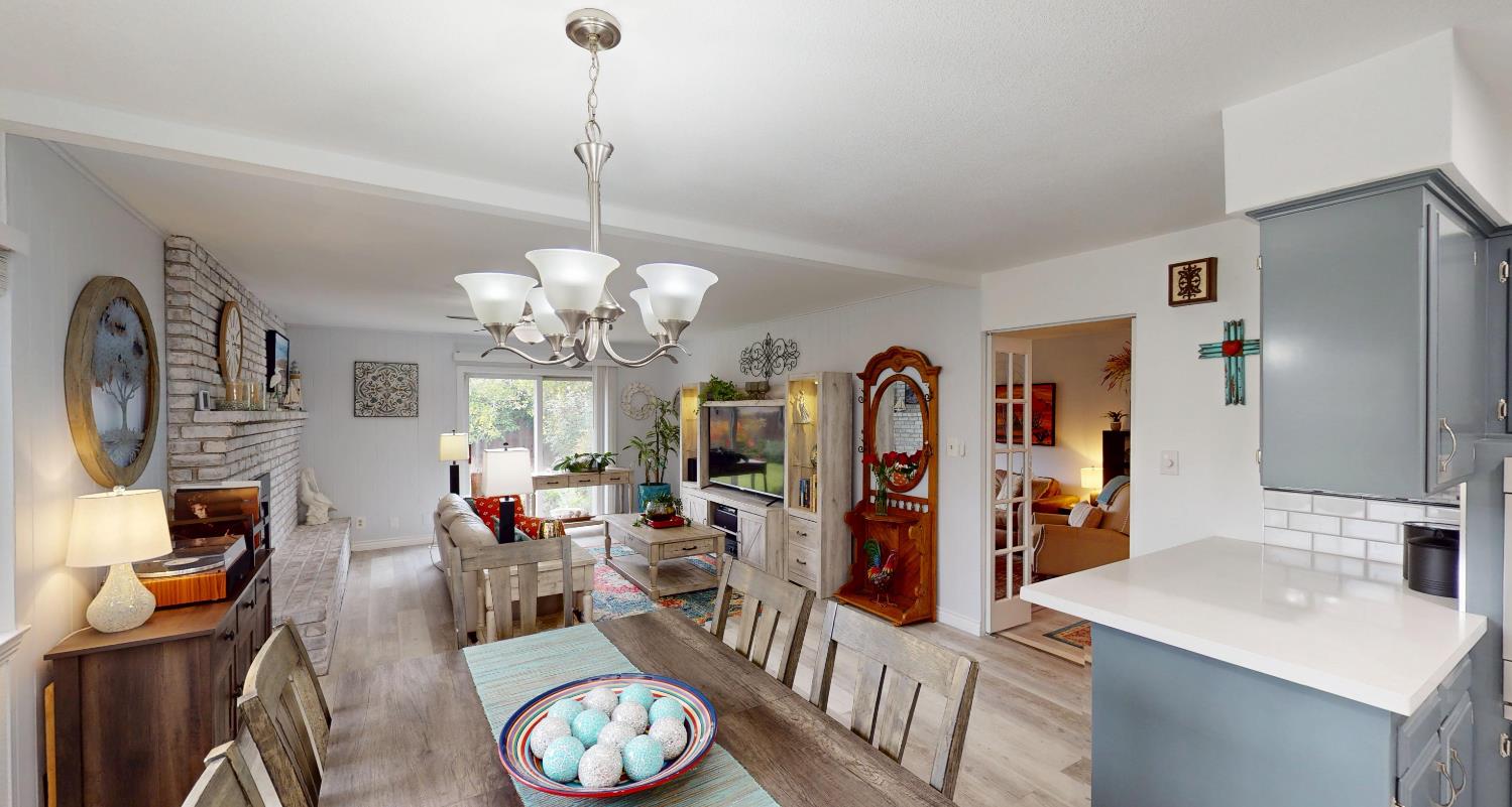 5755 N Pleasant Ave, Fresno, CA 93711