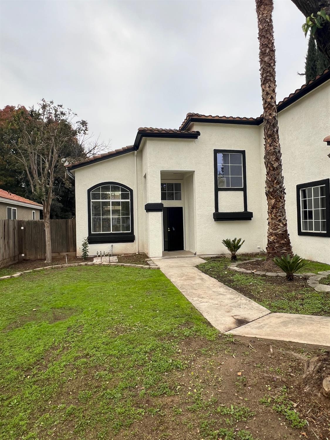 5930 W Birch Ave, Fresno, CA 93722