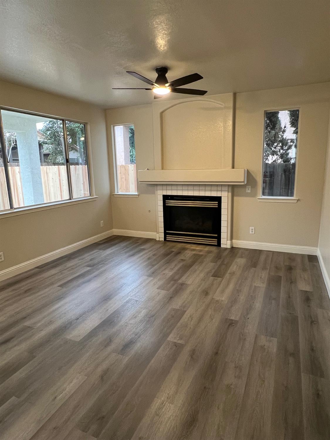 5930 W Birch Ave, Fresno, CA 93722