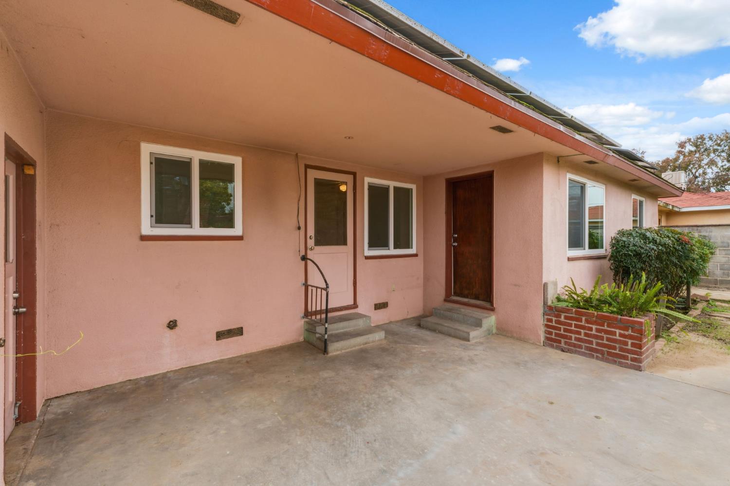 732 W Cortland Ave, Fresno, CA 93705