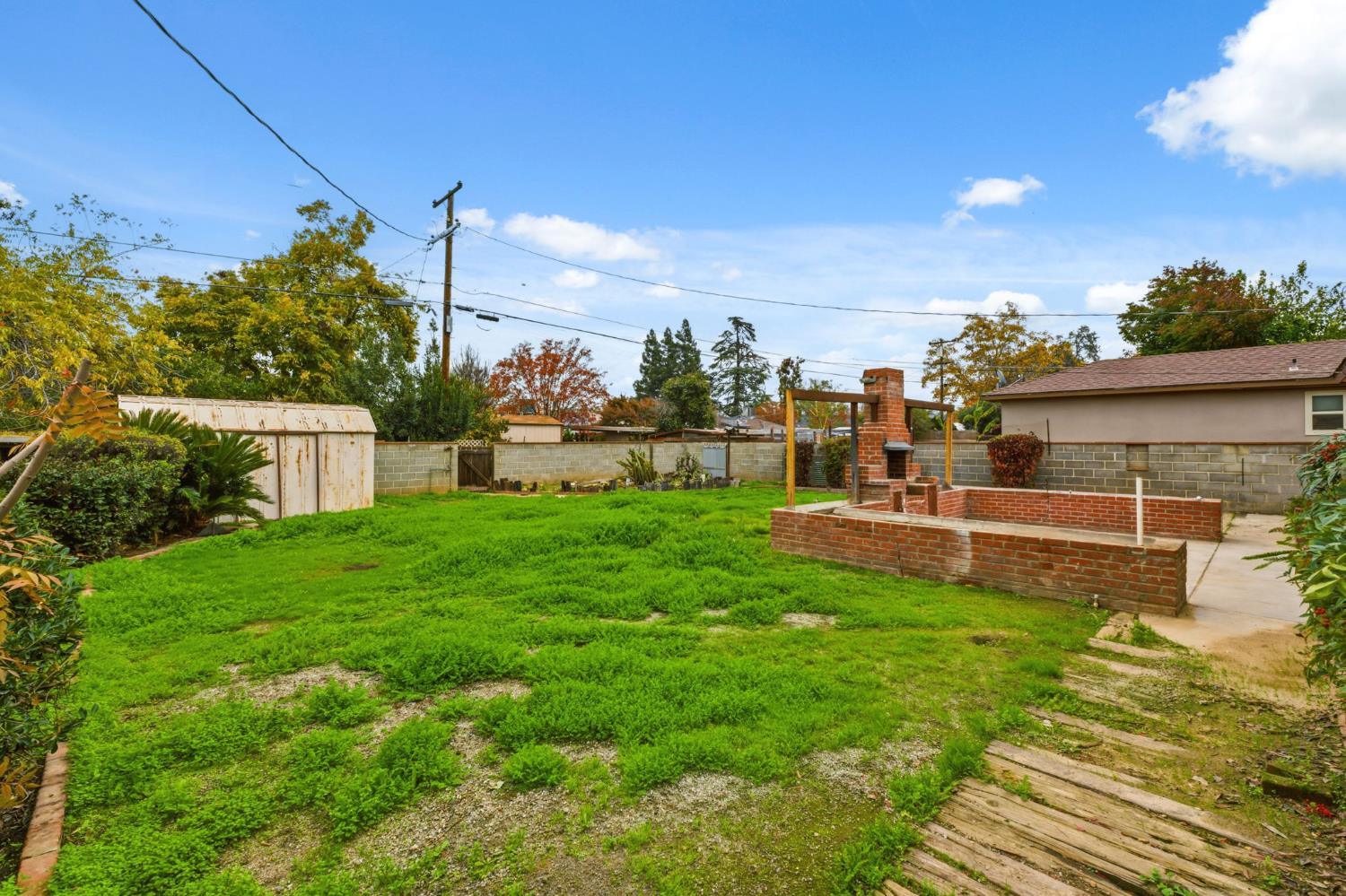 732 W Cortland Ave, Fresno, CA 93705