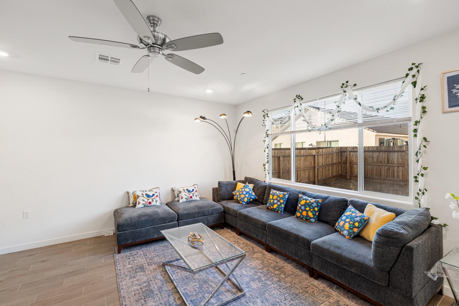 7020 W Holland Ave, Fresno, CA 93723