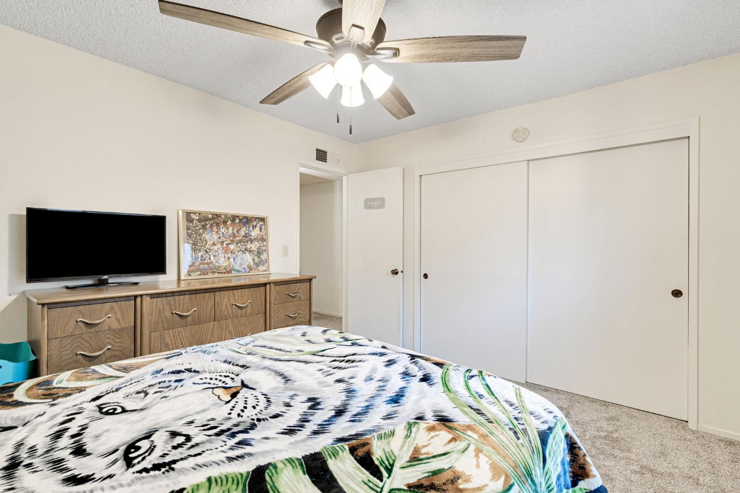 231 W Paul, Fresno, CA 93704