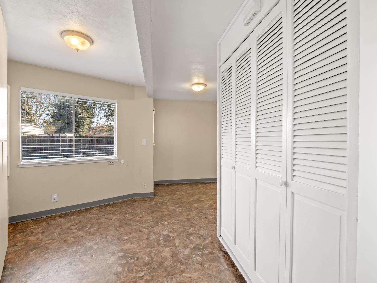 4430 N Teilman Ave, Fresno, CA 93705