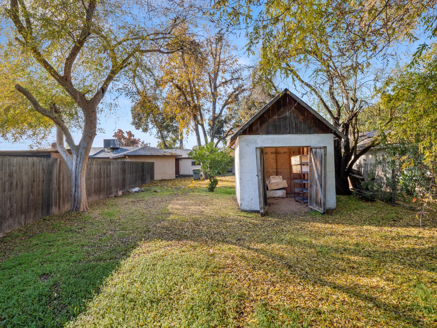 4430 N Teilman Ave, Fresno, CA 93705