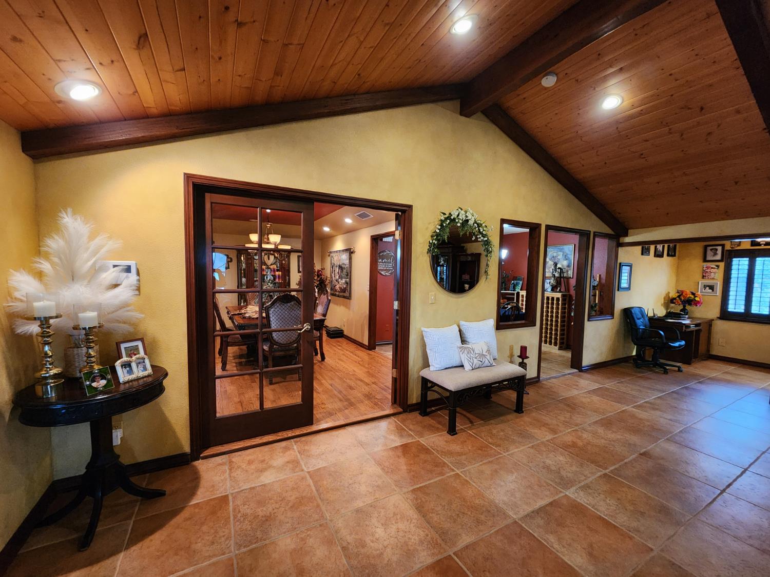 3723 W Central Ave W, Fresno, CA 93706