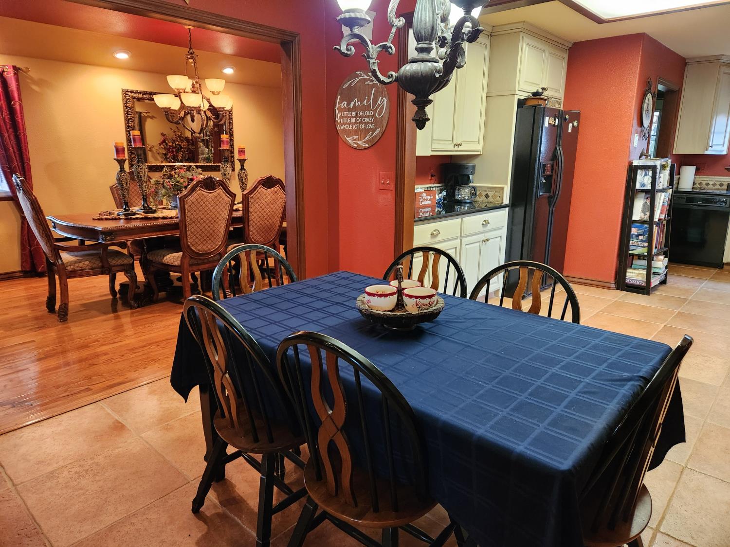 3723 W Central Ave W, Fresno, CA 93706