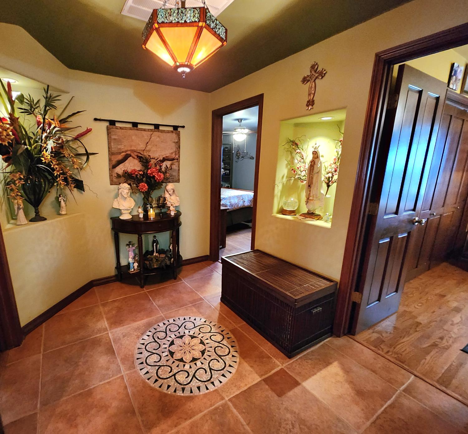 3723 W Central Ave W, Fresno, CA 93706