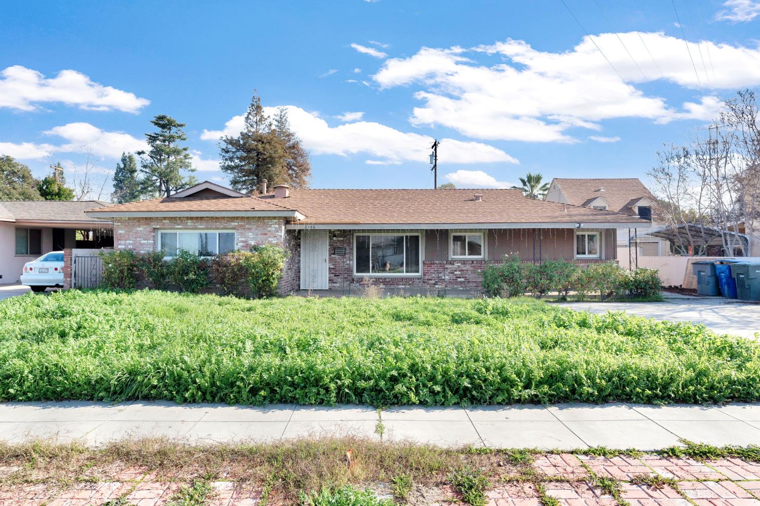2146 N Maple Ave, Fresno, CA 93703