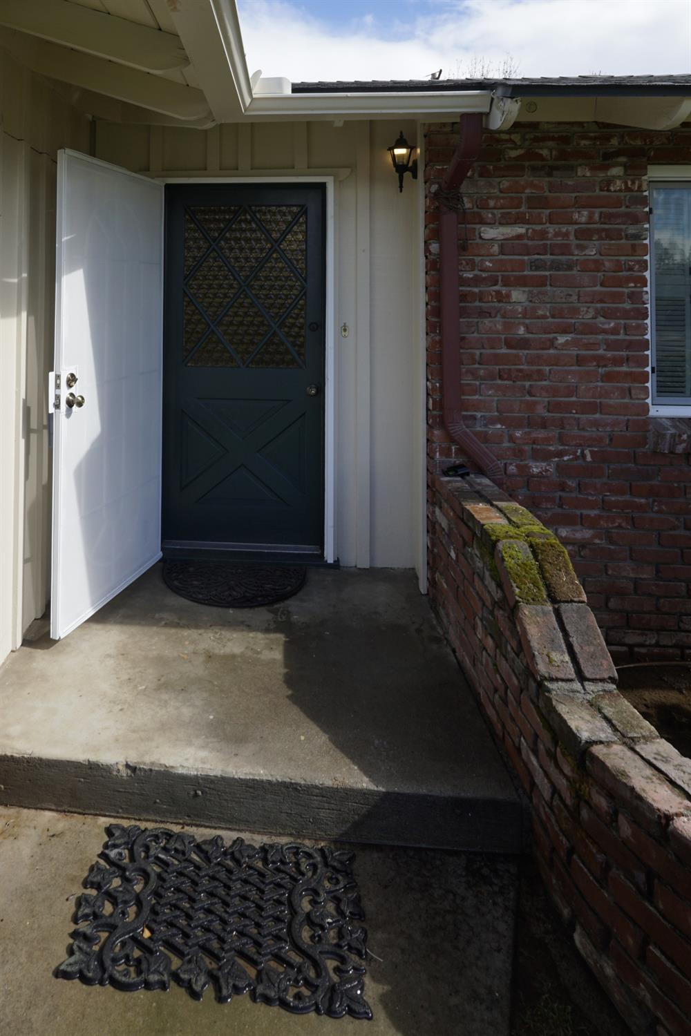 6016 N Nantucket Ave, Fresno, CA 93704