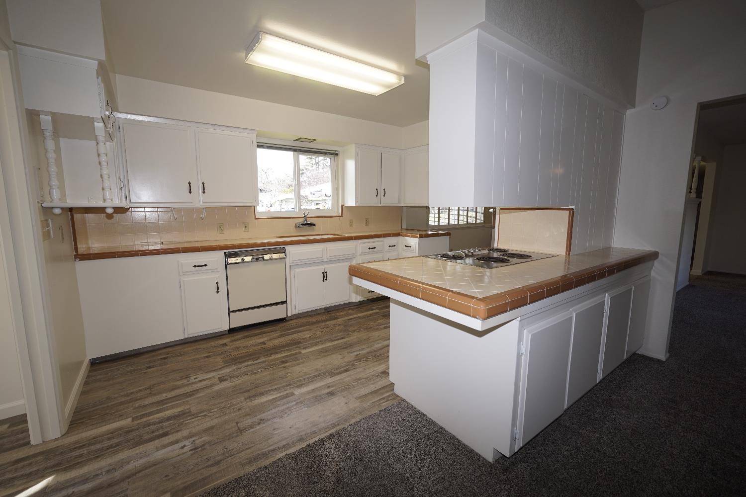 6016 N Nantucket Ave, Fresno, CA 93704