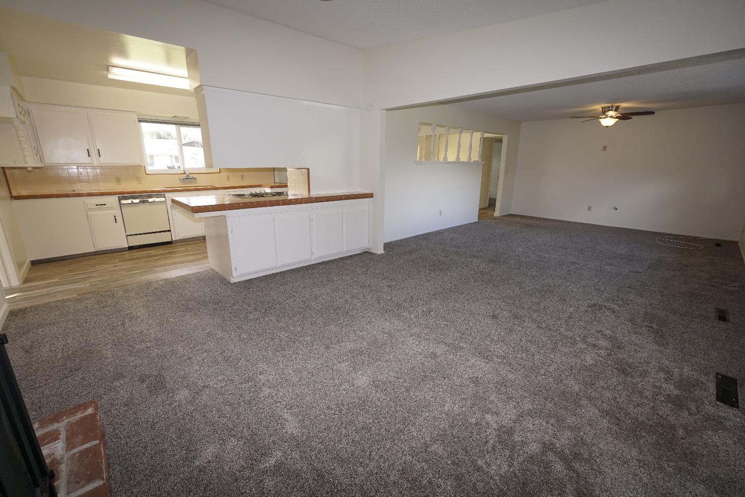 6016 N Nantucket Ave, Fresno, CA 93704