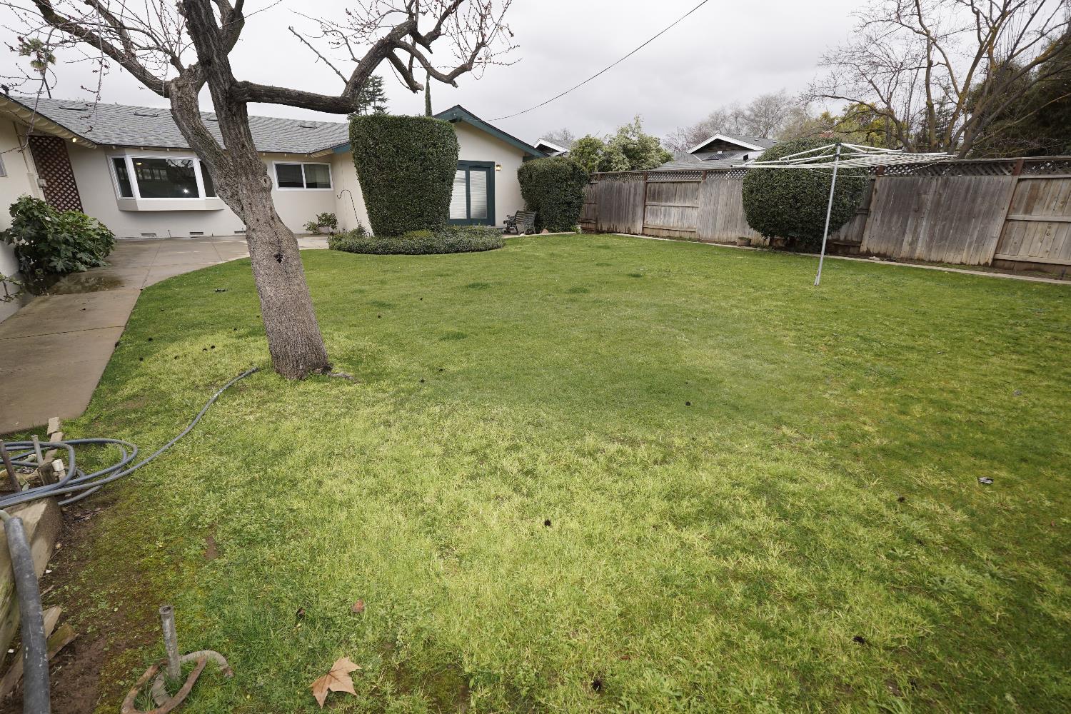 6016 N Nantucket Ave, Fresno, CA 93704