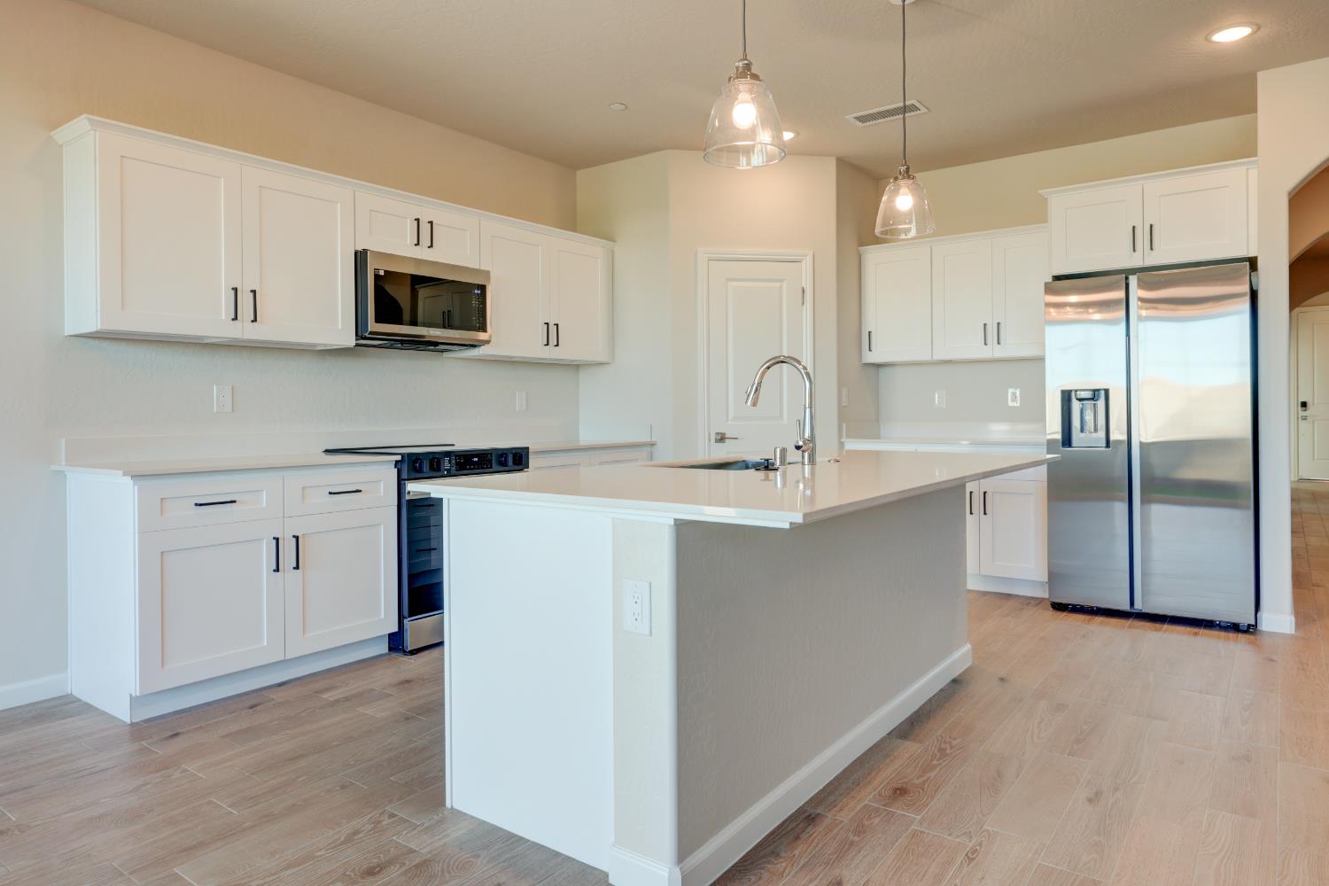 4152 N Tisha Ave, Fresno, CA 93723