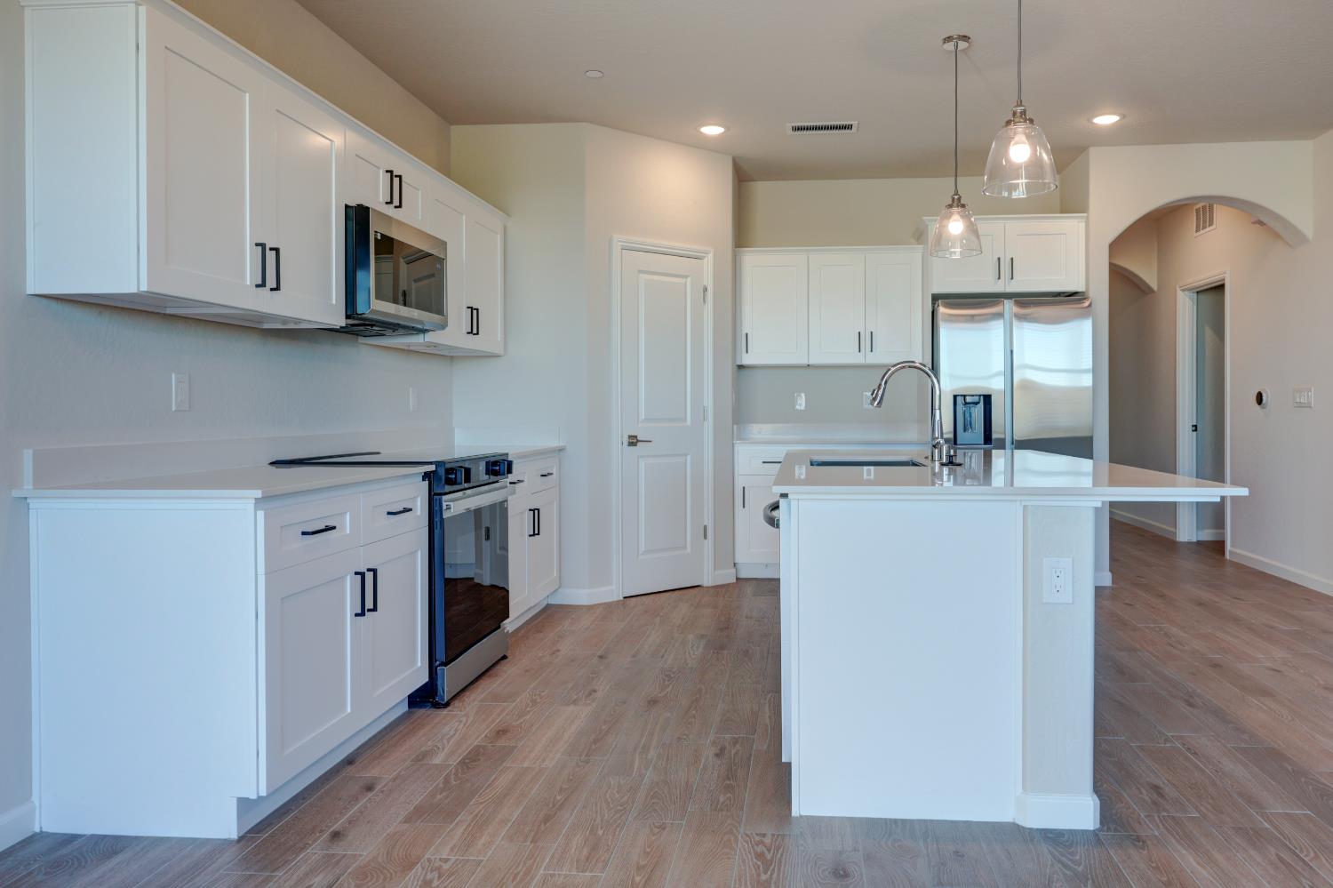 4152 N Tisha Ave, Fresno, CA 93723