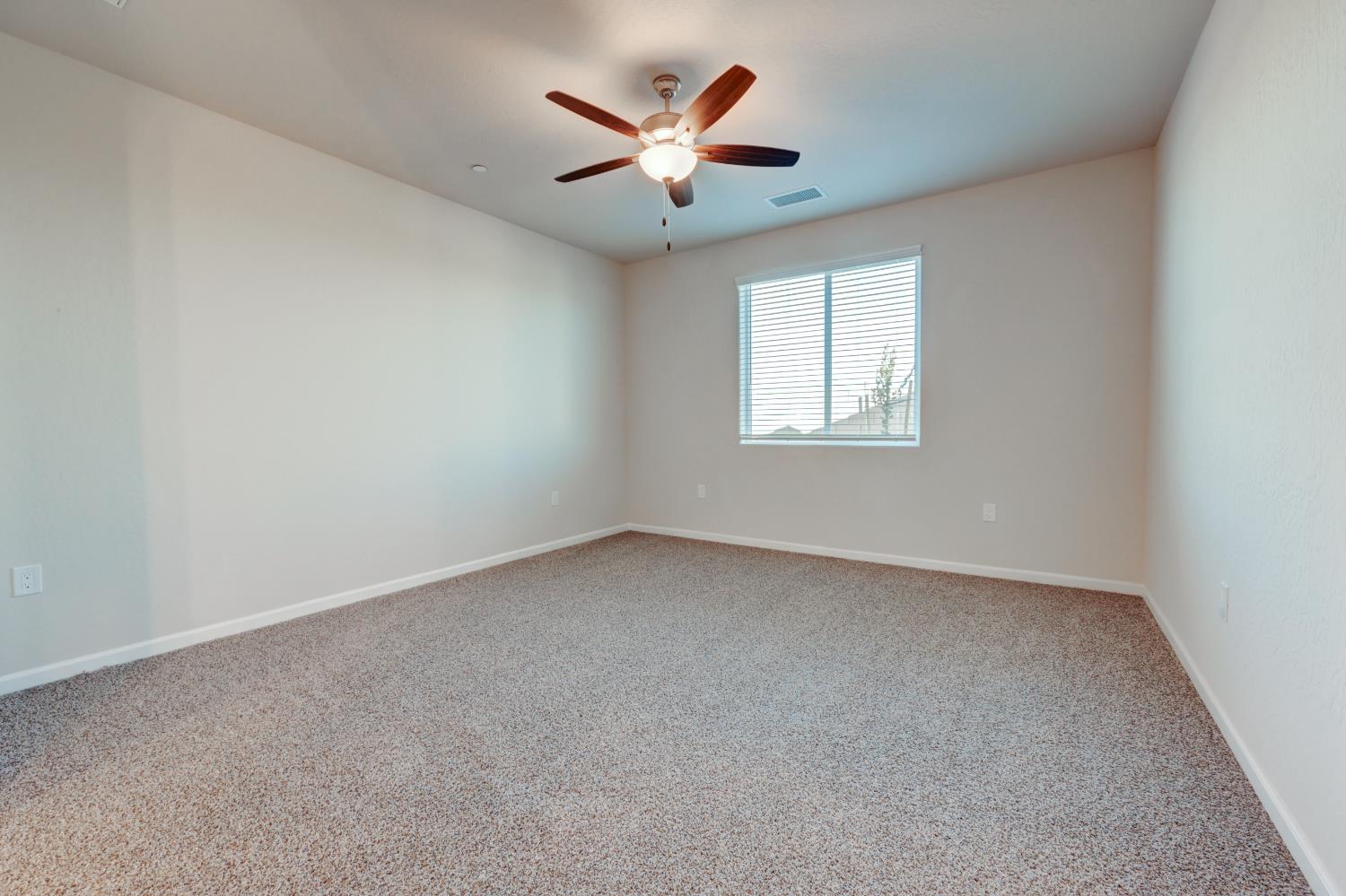 4152 N Tisha Ave, Fresno, CA 93723