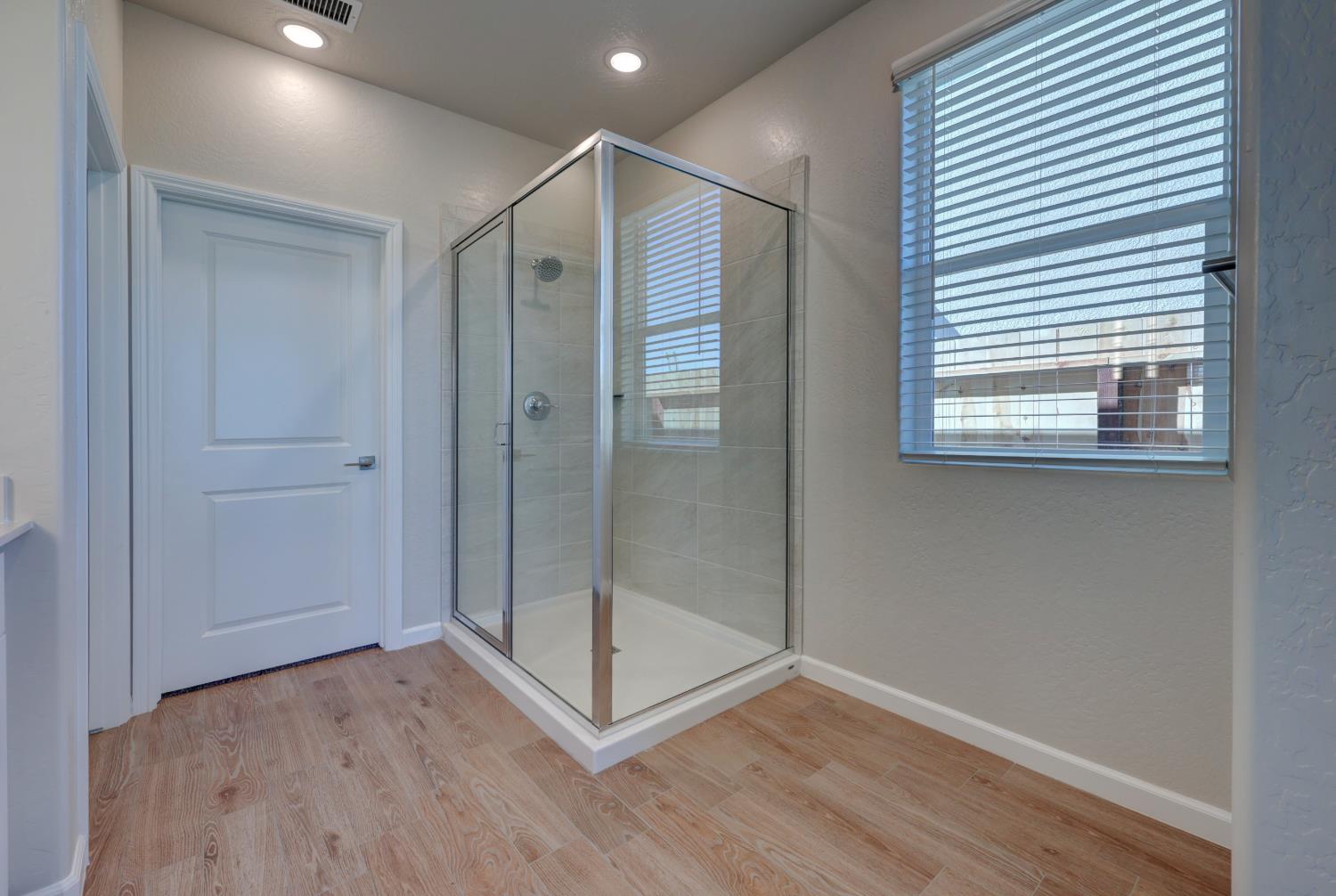 4152 N Tisha Ave, Fresno, CA 93723