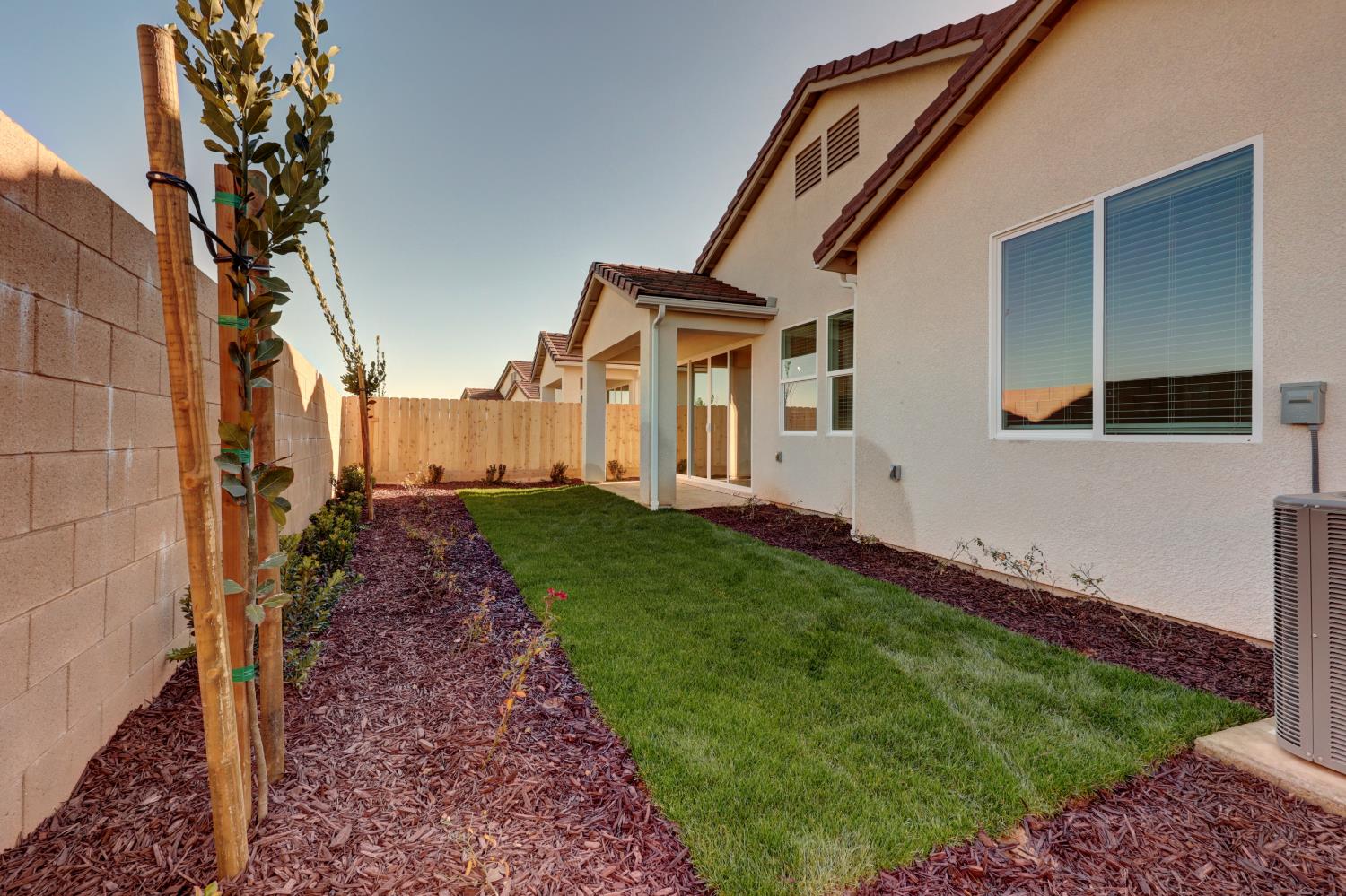 4152 N Tisha Ave, Fresno, CA 93723